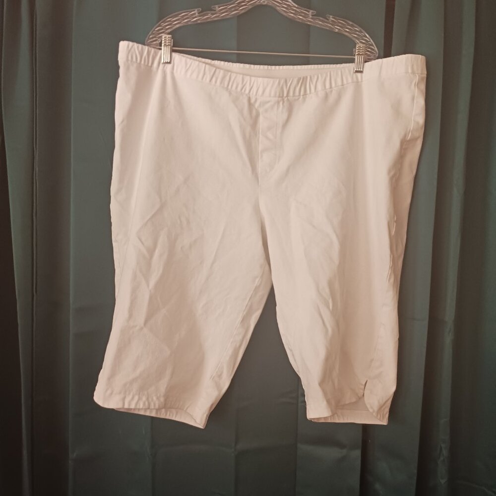 Sz 26w Isaac Mizrahi Pedal pusher length pants/shorts with cute tulip hem